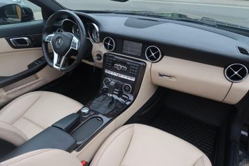 Voertuigafbeelding 25