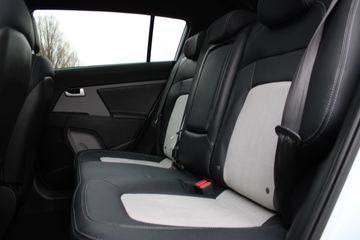 Voertuigafbeelding 14