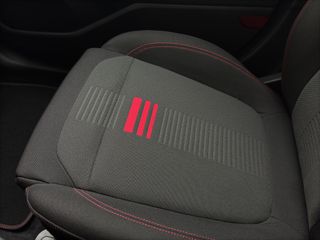 Voertuigafbeelding 8