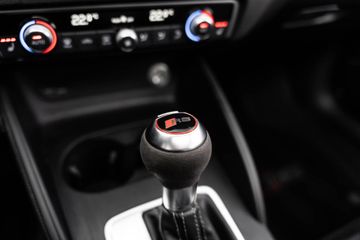 Voertuigafbeelding 35