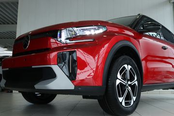 Voertuigafbeelding 4