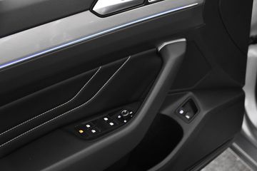 Voertuigafbeelding 18