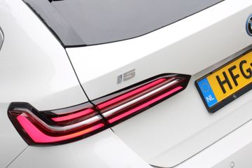 Voertuigafbeelding 38