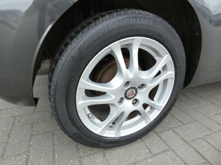 Voertuigafbeelding 35