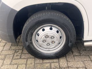 Voertuigafbeelding 25