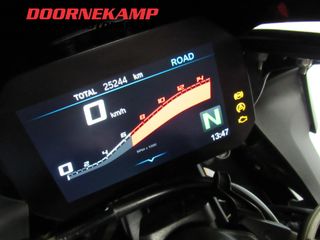 Voertuigafbeelding 6