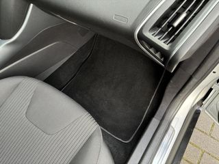 Voertuigafbeelding 38