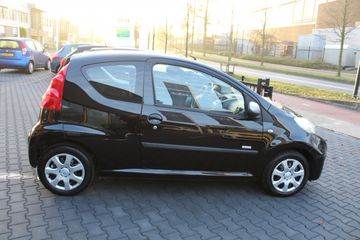 Voertuigafbeelding 4