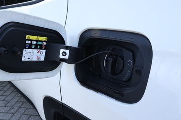 Voertuigafbeelding 16