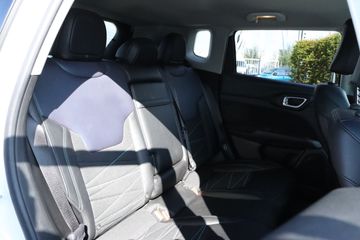 Voertuigafbeelding 17