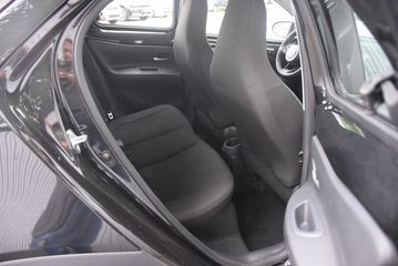 Voertuigafbeelding 6