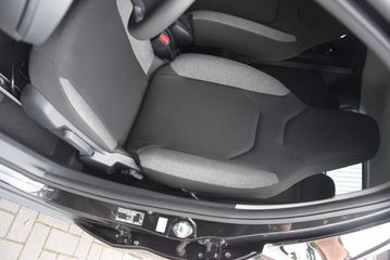 Voertuigafbeelding 8