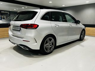 Voertuigafbeelding 37