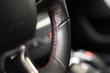 Voertuigafbeelding 16