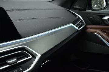 Voertuigafbeelding 37