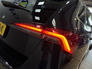 Voertuigafbeelding 10