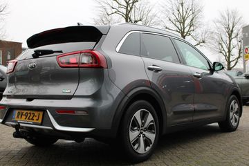 Voertuigafbeelding 4