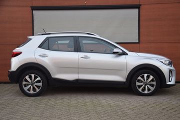 Voertuigafbeelding 4