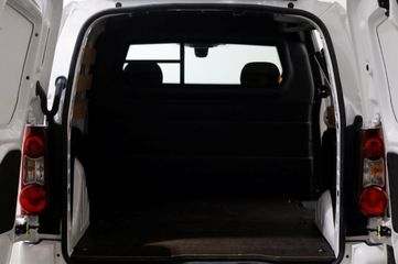 Voertuigafbeelding 4