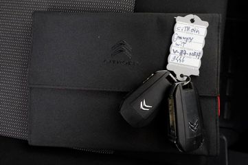 Voertuigafbeelding 5