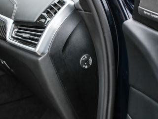 Voertuigafbeelding 83