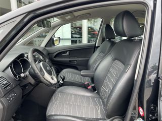 Voertuigafbeelding 12