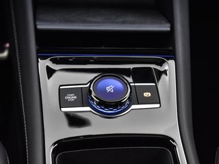 Voertuigafbeelding 46