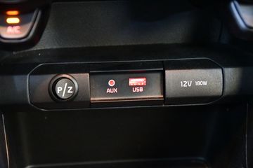 Voertuigafbeelding 12