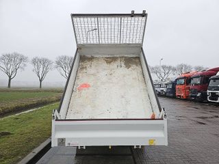 Voertuigafbeelding 12