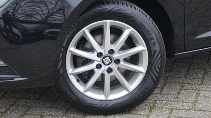 Voertuigafbeelding 6