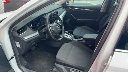 Voertuigafbeelding 3