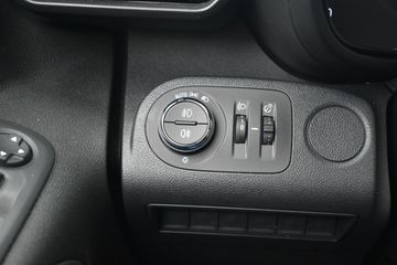 Voertuigafbeelding 12