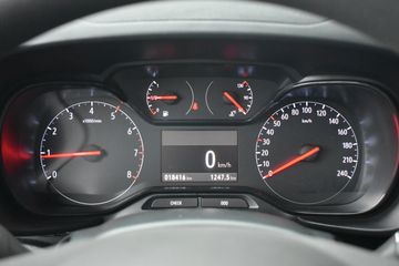 Voertuigafbeelding 9