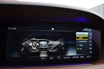 Voertuigafbeelding 37