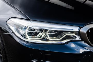 Voertuigafbeelding 4