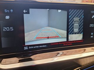 Voertuigafbeelding 6