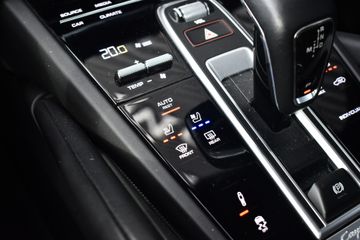 Voertuigafbeelding 17