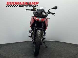 Voertuigafbeelding 4