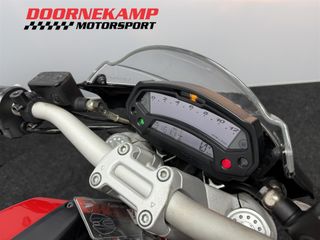 Voertuigafbeelding 16