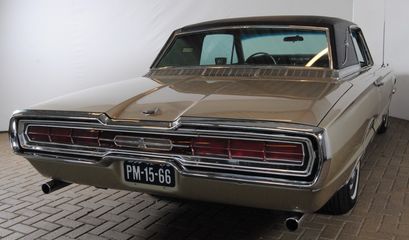 Voertuigafbeelding 8