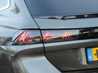 Voertuigafbeelding 12