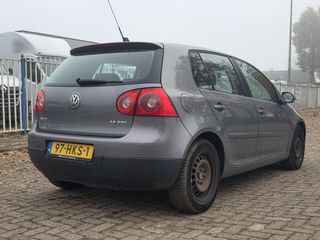 Voertuigafbeelding 6