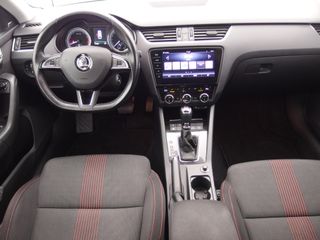 Voertuigafbeelding 8