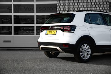 Voertuigafbeelding 6