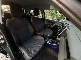 Voertuigafbeelding 6