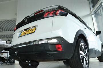 Voertuigafbeelding 13