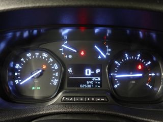 Voertuigafbeelding 17