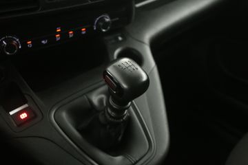 Voertuigafbeelding 13