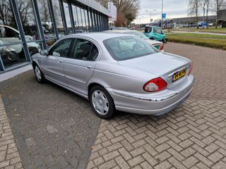 Voertuigafbeelding 10