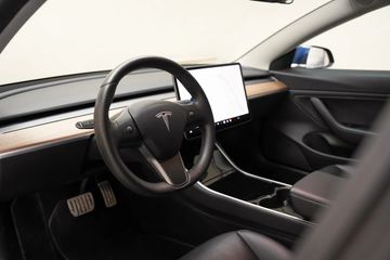 Voertuigafbeelding 16